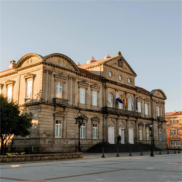 Su despacho de abogados en Pontevedra de confianza